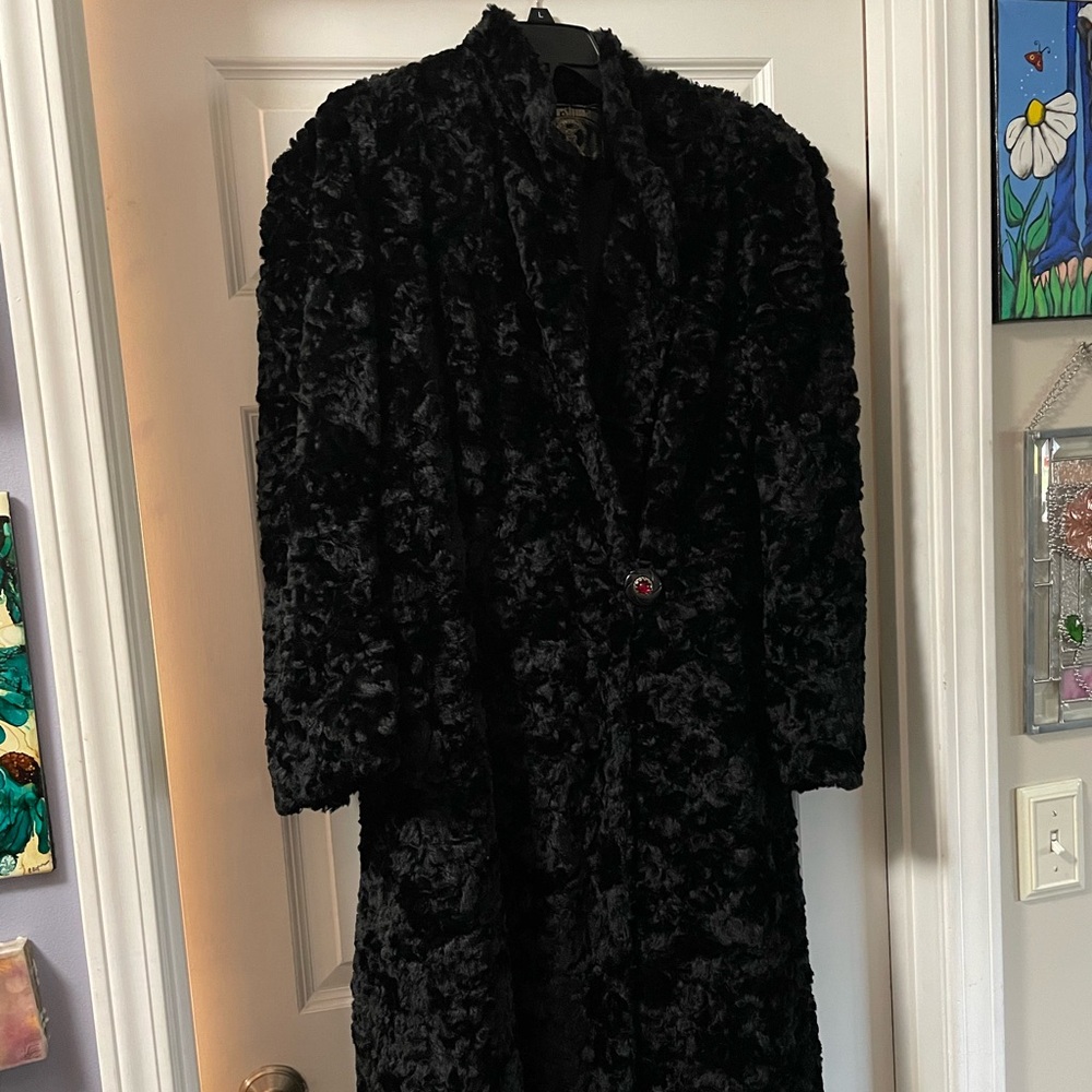 Hirschmann 1900’s Black Coat size M/L